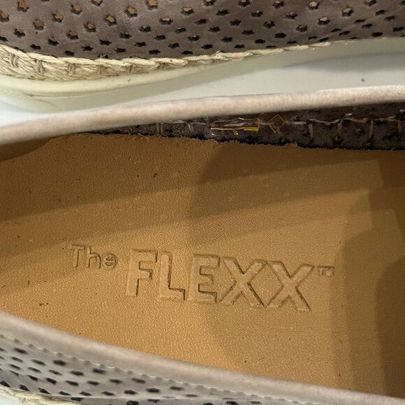 The Flexx Sneakers Women’s Size 7.5 Color Light Wine Slip-on Espadrille Style - Picture 10 of 12
